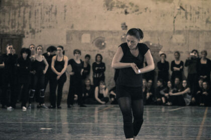 Danseurs en répétition pour le spectacle "L'ile du Paon Flamboyant" au Zénith d'Amiens, avril 2015, produit par l'association Entre-Nous