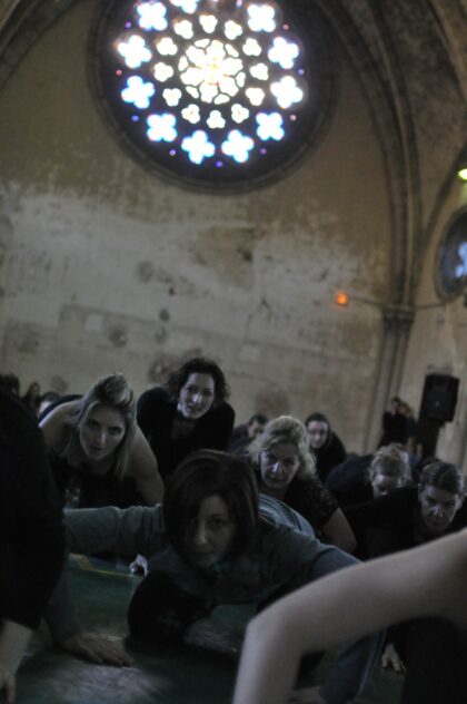 Danseurs en répétition pour le spectacle "L'ile du Paon Flamboyant" au Zénith d'Amiens, avril 2015, produit par l'association Entre-Nous