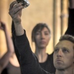 Danseurs en répétition pour le spectacle "L'ile du Paon Flamboyant" au Zénith d'Amiens, avril 2015, produit par l'association Entre-Nous