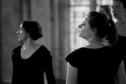 Danseurs en répétition pour le spectacle "L'ile du Paon Flamboyant" au Zénith d'Amiens, avril 2015, produit par l'association Entre-Nous