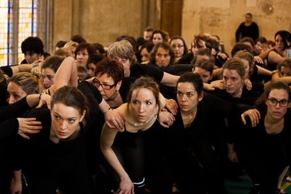 Danseurs en répétition pour le spectacle "L'ile du Paon Flamboyant" au Zénith d'Amiens, avril 2015, produit par l'association Entre-Nous