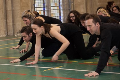 Danseurs en répétition pour le spectacle "L'ile du Paon Flamboyant" au Zénith d'Amiens, avril 2015, produit par l'association Entre-Nous