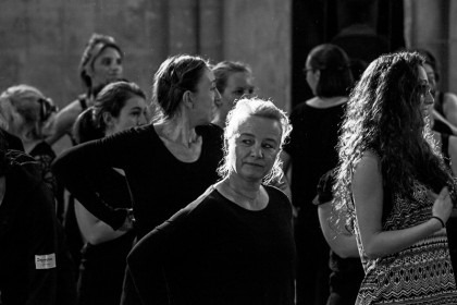 Danseurs en répétition pour le spectacle "L'ile du Paon Flamboyant" au Zénith d'Amiens, avril 2015, produit par l'association Entre-Nous