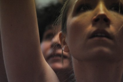 Danseurs en répétition pour le spectacle "L'ile du Paon Flamboyant" au Zénith d'Amiens, avril 2015, produit par l'association Entre-Nous
